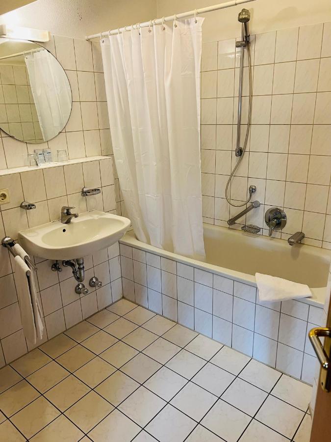 Halfing Hotel Garni Kern מראה חיצוני תמונה